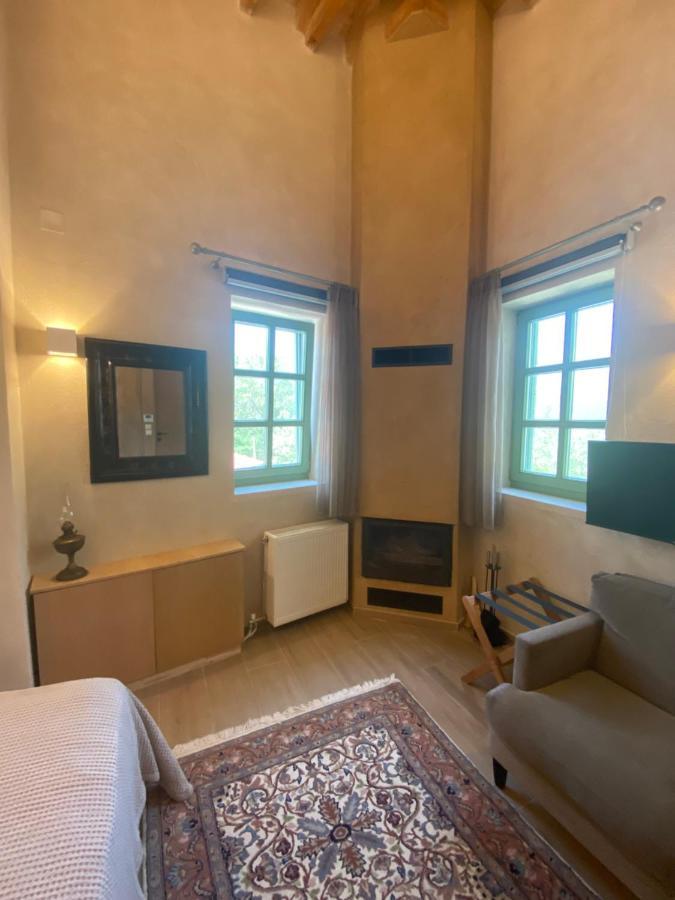 Aristi Boutique Stonehouse With Attic Lejlighed Eksteriør billede
